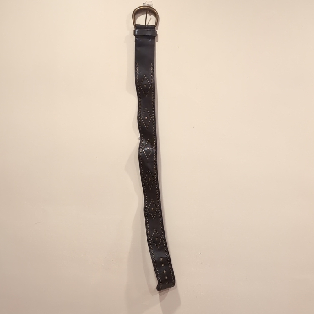 Xhilaration Dark Brown Leather Belt